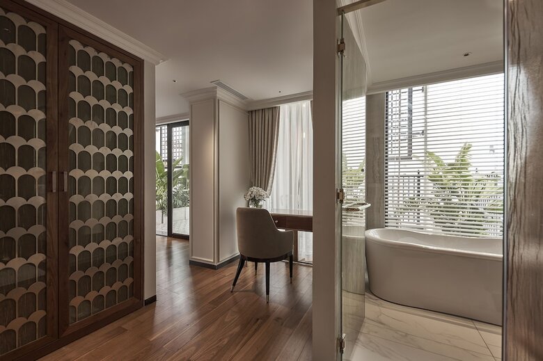Hotel La Siesta Premium Saigon