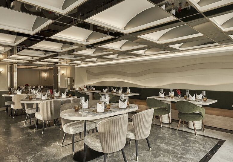 Hotel La Siesta Premium Saigon