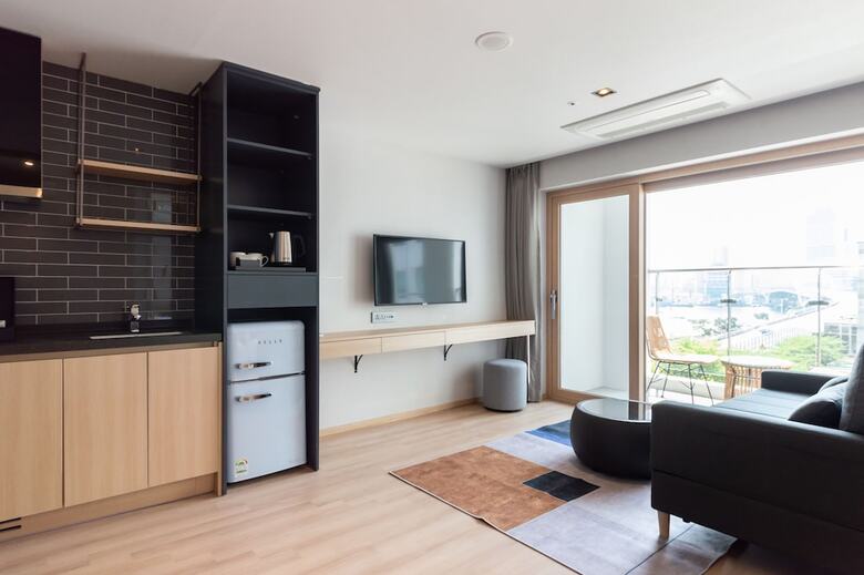 Connect Busan Hotel & Residence