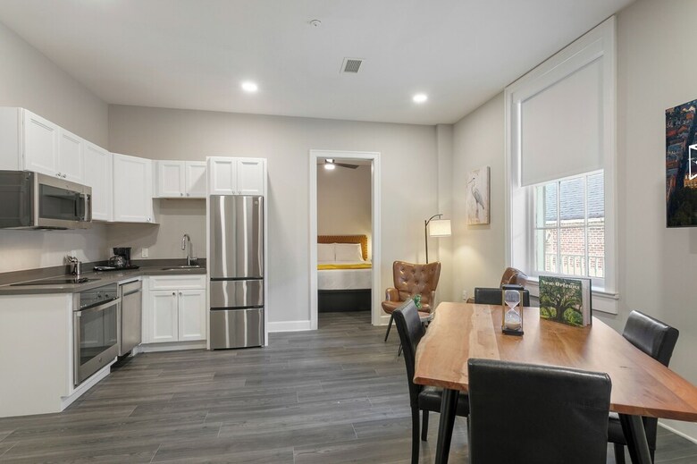 Aparthotel Bywater Suite Hotel