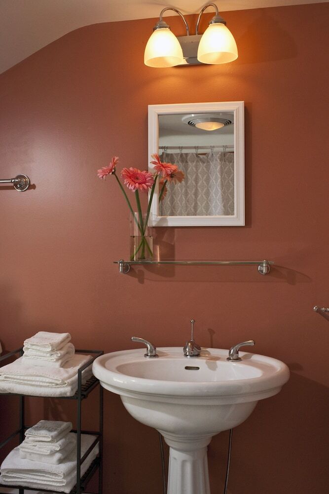 Bed & Breakfast Newcastle Inn