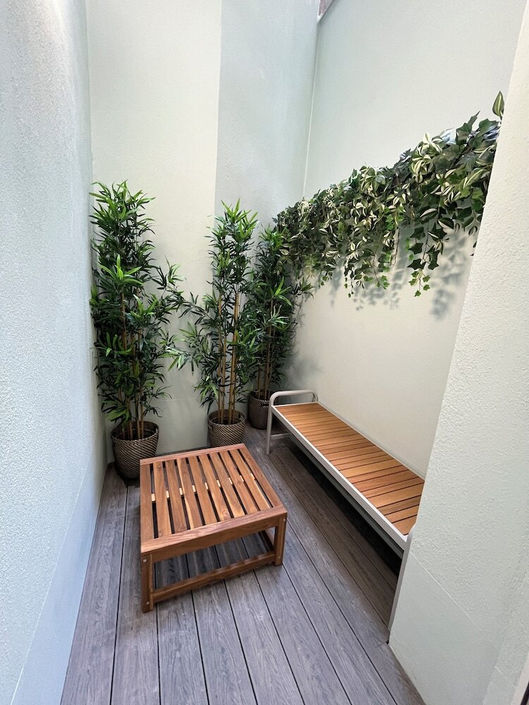 Street Living Hotel