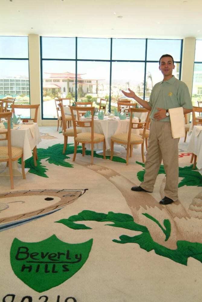Raouf Hotels International - Sun Hotel