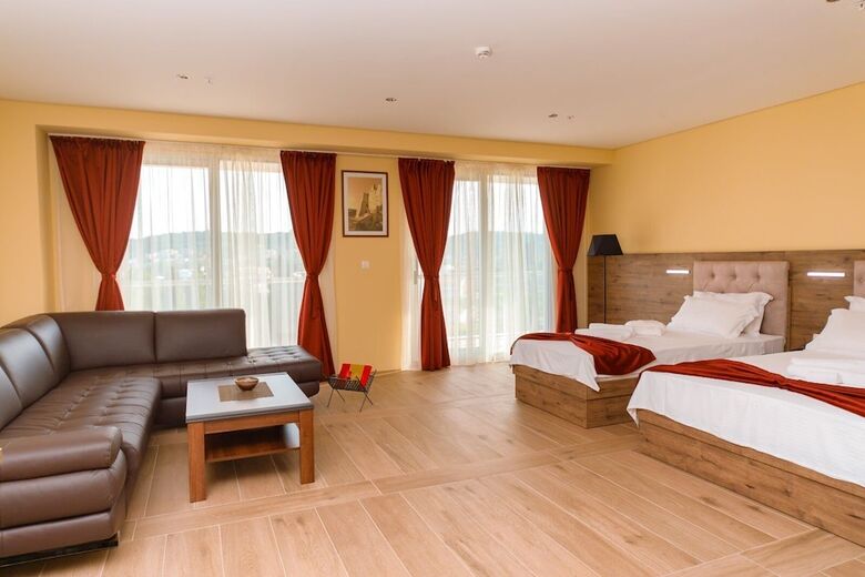 Franca Hotel Ulcinj