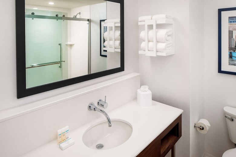 Hotel Hampton Inn Boston Seaport District