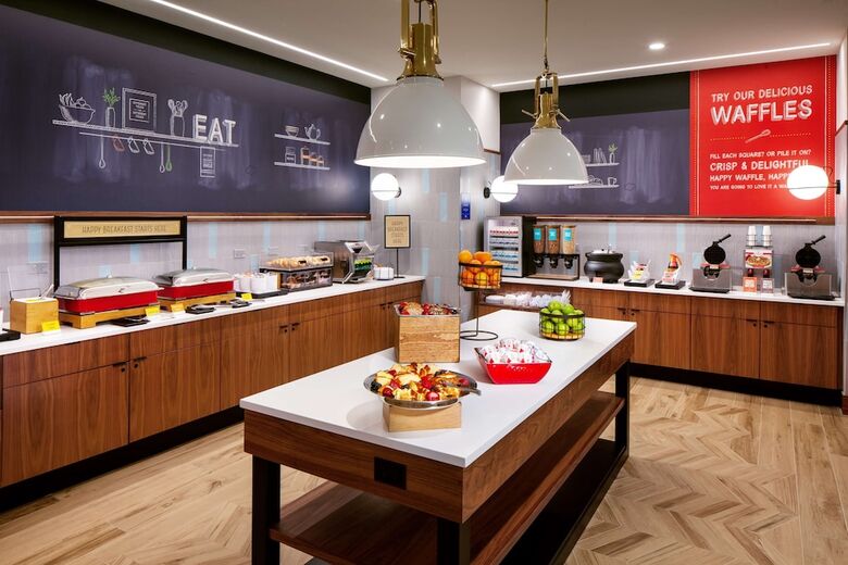 Hotel Hampton Inn Boston Seaport District