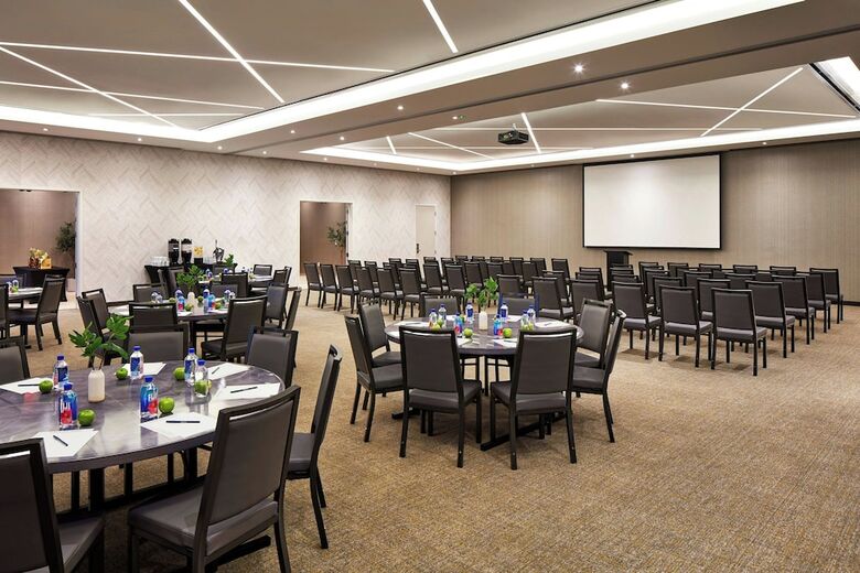 Hotel Springhill Suites By Marriott Los Angeles Downey