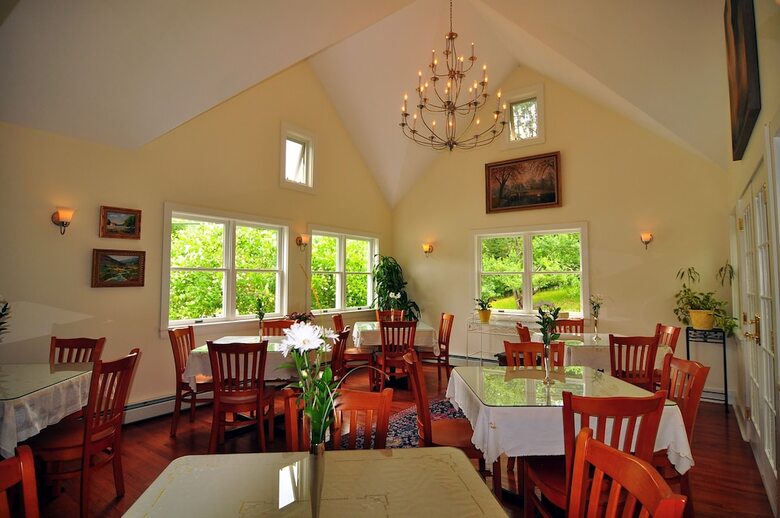 Bed & Breakfast Riverwood Inn