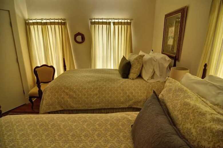 Bed & Breakfast Riverwood Inn