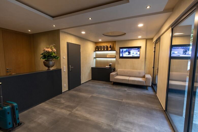 Hotel B-chill