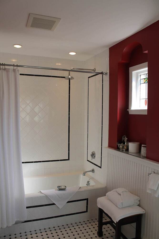 Beech Tree Bed And Breakfast
