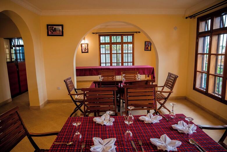 Hotel Bamboo Village