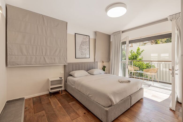 Ourplace Rothschild Allenby