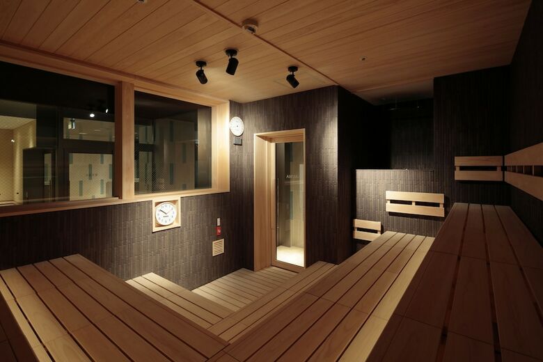 Candeo Hotels Osaka Shinsaibashi