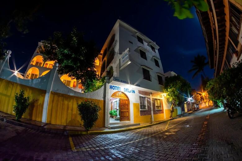 Hotel Delfin