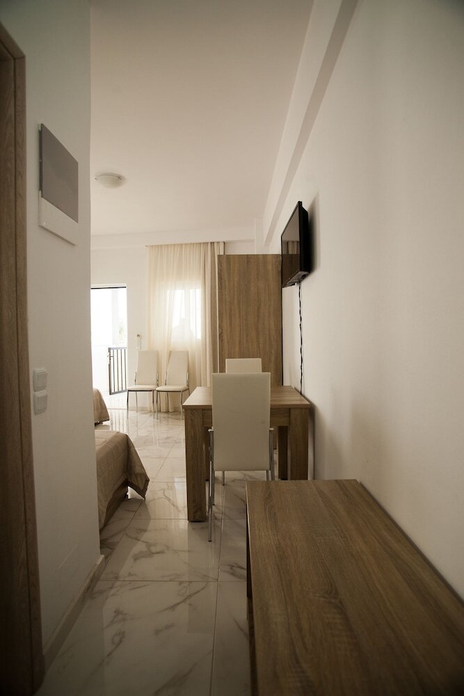 Ocean Analipsis Apartments