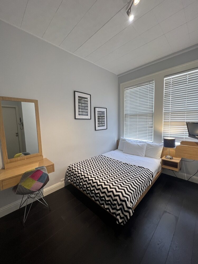 Touchstone Hotel - City Center