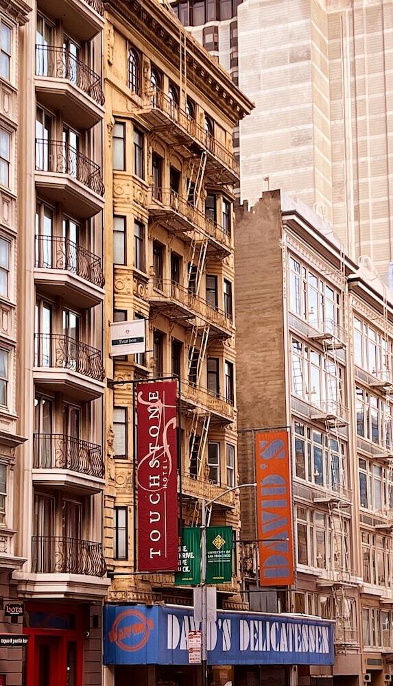 Touchstone Hotel - City Center