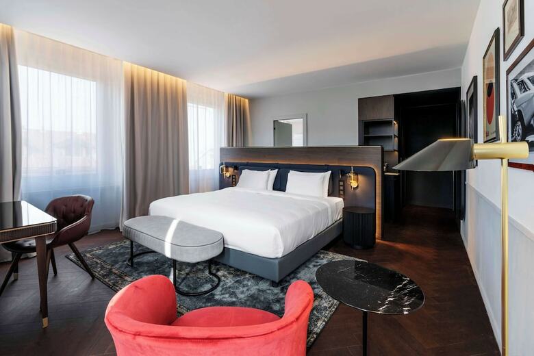 Radisson Collection Hotel, Santa Sofia Milan