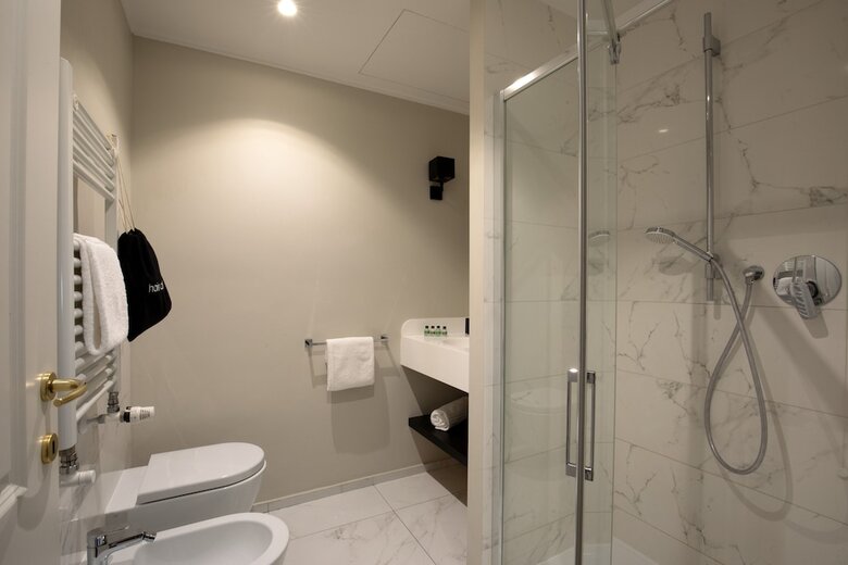 Hotel Daplace - Corso Monforte Suites