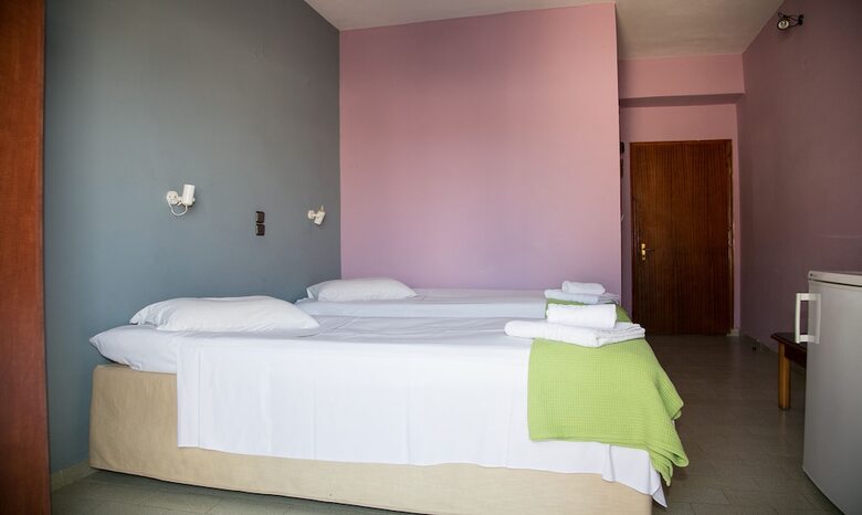 Petania Hotel & Apartments