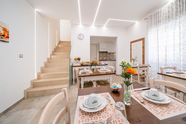 Aurosa Bed And Breakfast