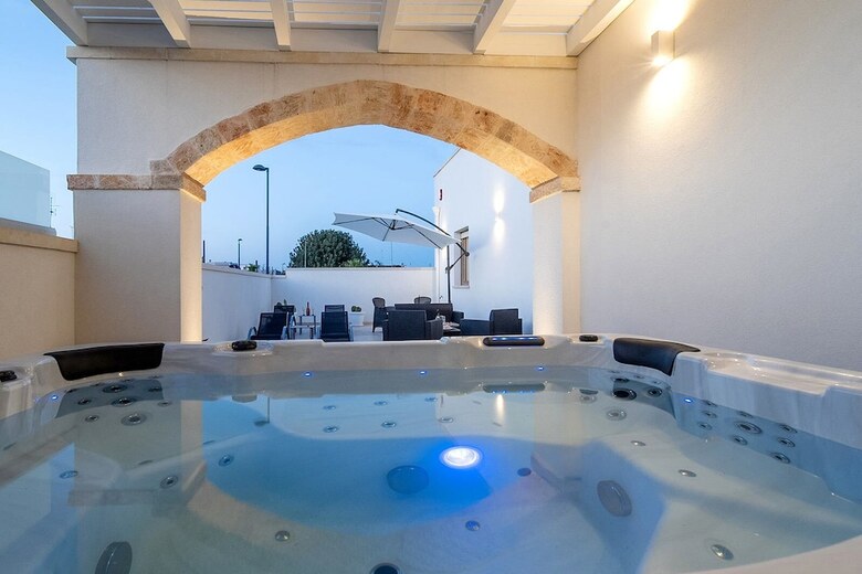 Aurosa Bed And Breakfast