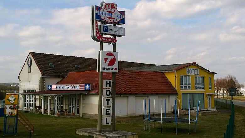 Motel Hotel Route 84