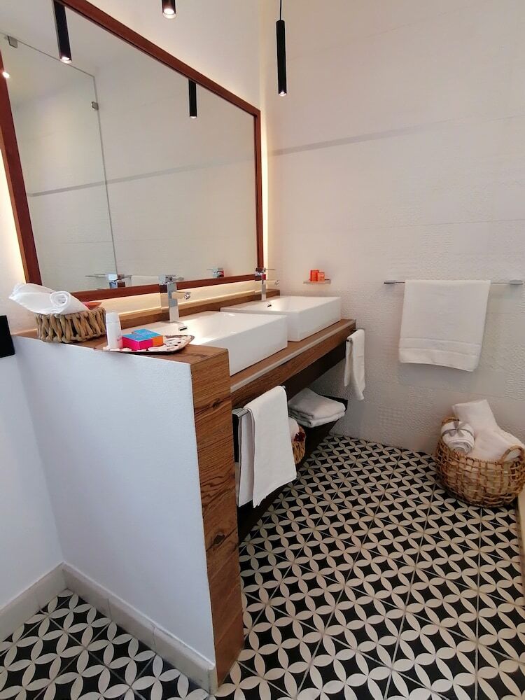 Hotel Boutique Ray�n 50