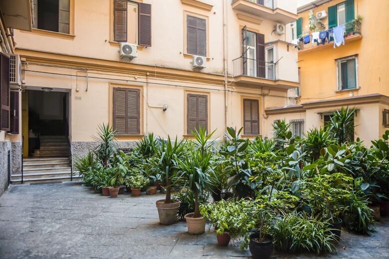 Bed & Breakfast La Lepre Napoli