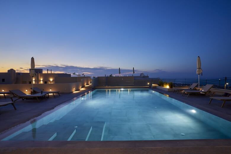 Hotel Mayu Suites