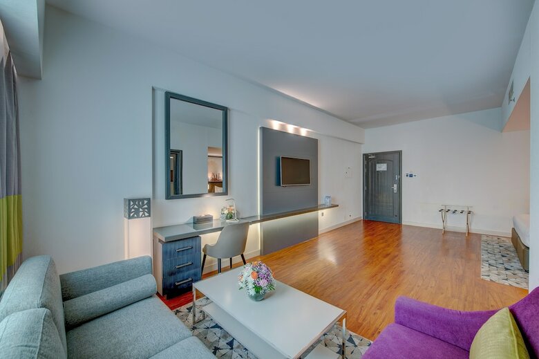 Hotel Howard Johnson Plaza By Wyndham Dubai Deira