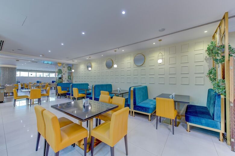 Hotel Howard Johnson Plaza By Wyndham Dubai Deira