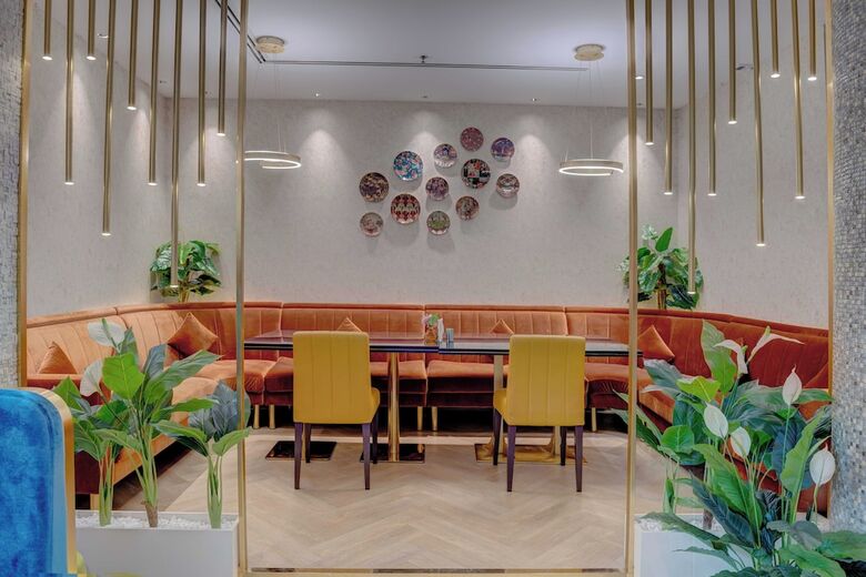 Hotel Howard Johnson Plaza By Wyndham Dubai Deira