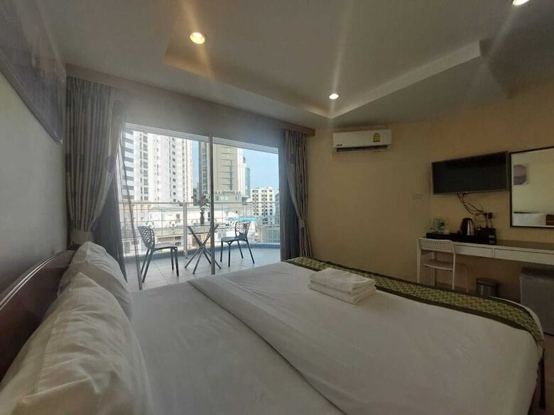 Hotel V Check Inn Sukhumvit 22