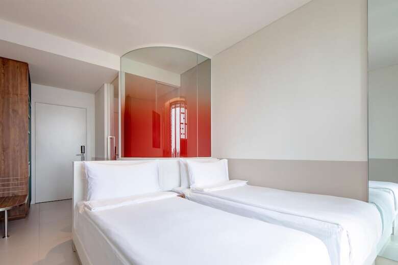 Hotel Wink Saigon Centre, Unscripted By Hyatt - 24 Hours Stay