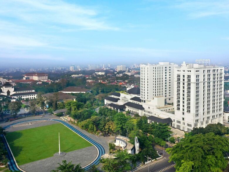Hotel Pullman Bandung Grand Central