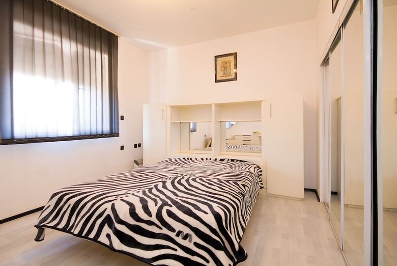 Aparthotel Apartments Neq