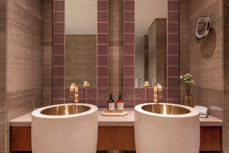 Abesq Doha Hotel And Residences - An Ihg Hotel