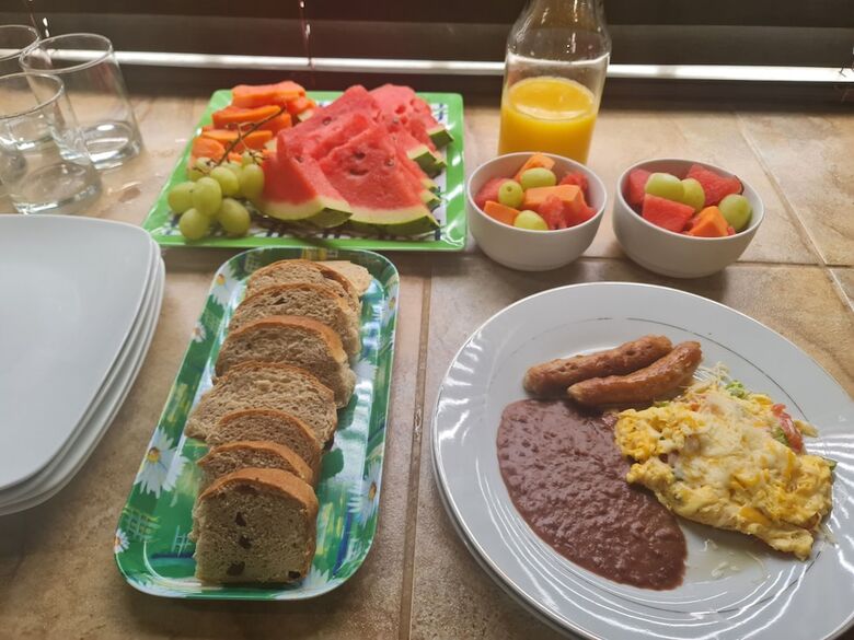 Gm Suites Bed & Breakfast