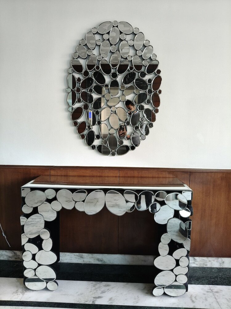 H N M The Boutique Hotel