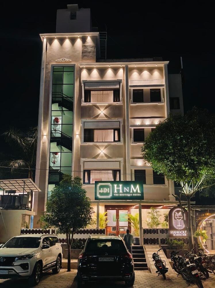 H N M The Boutique Hotel
