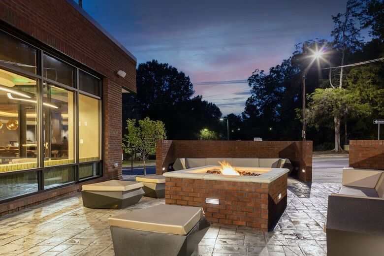 Hotel Springhill Suites By Marriott Durham City View