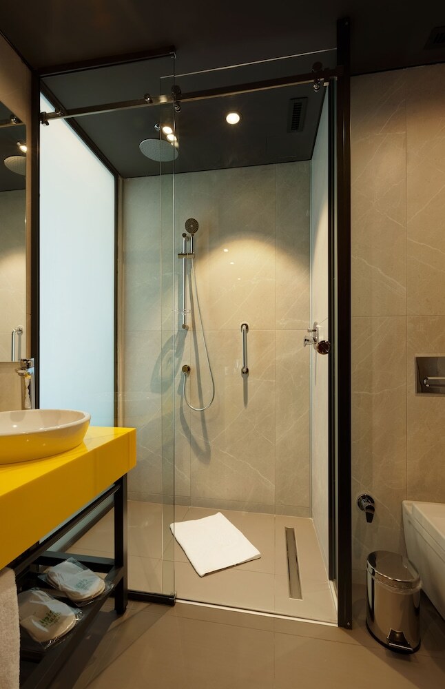 Hotel Ibis Styles Istanbul Merter