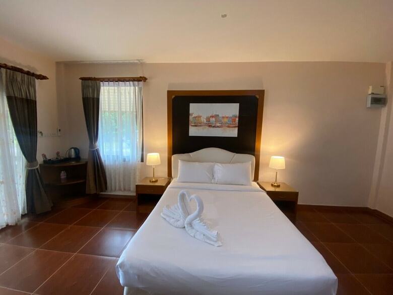 Hotel Chaithalay Khanom Resort