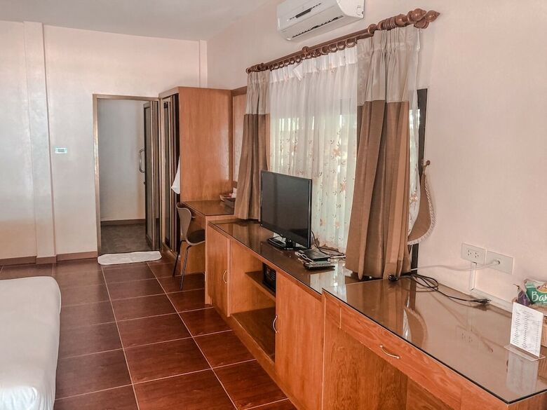 Hotel Chaithalay Khanom Resort