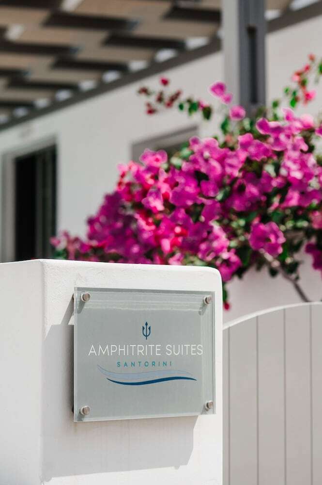 Amphitrite Suites Santorini