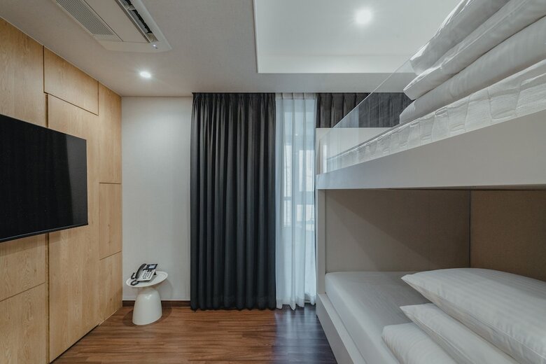 Felix By Stx Hotel & Suite