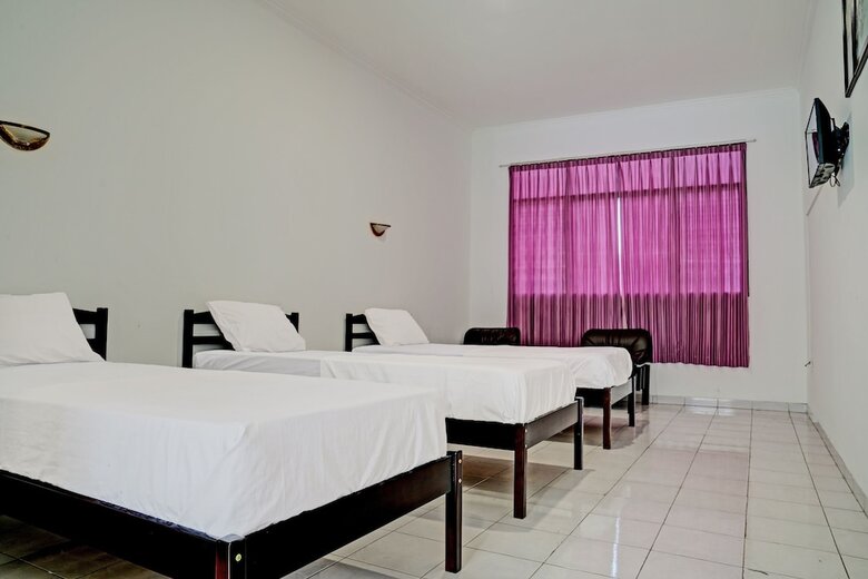 Oyo 92324 Hotel Sinar Rejeki