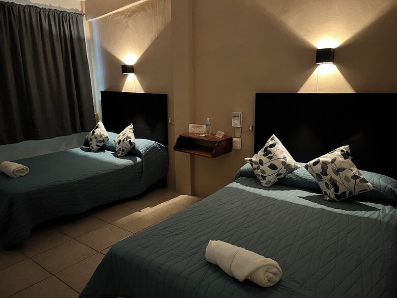 Hotel Las Brisas
